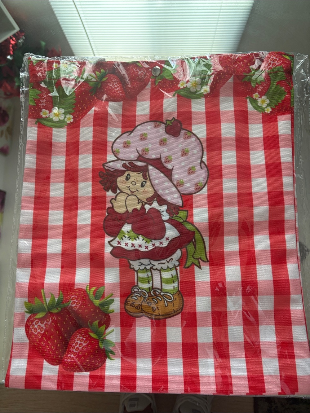 Strawberry Shortcake tote bags
